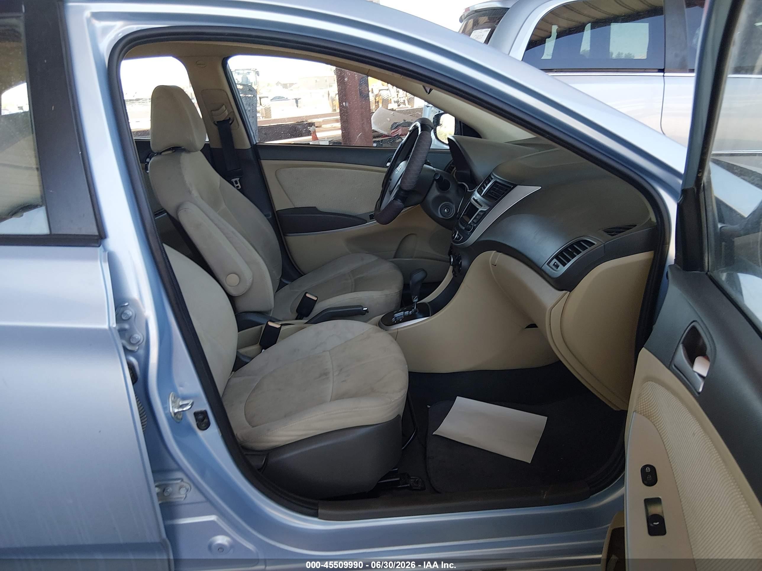 2014 Hyundai Accent Gls Light Blue vin: KMHCT4AE6EU598449