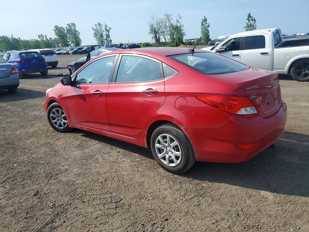 2014 Hyundai Accent Gls Red vin: KMHCT4AE6EU625309