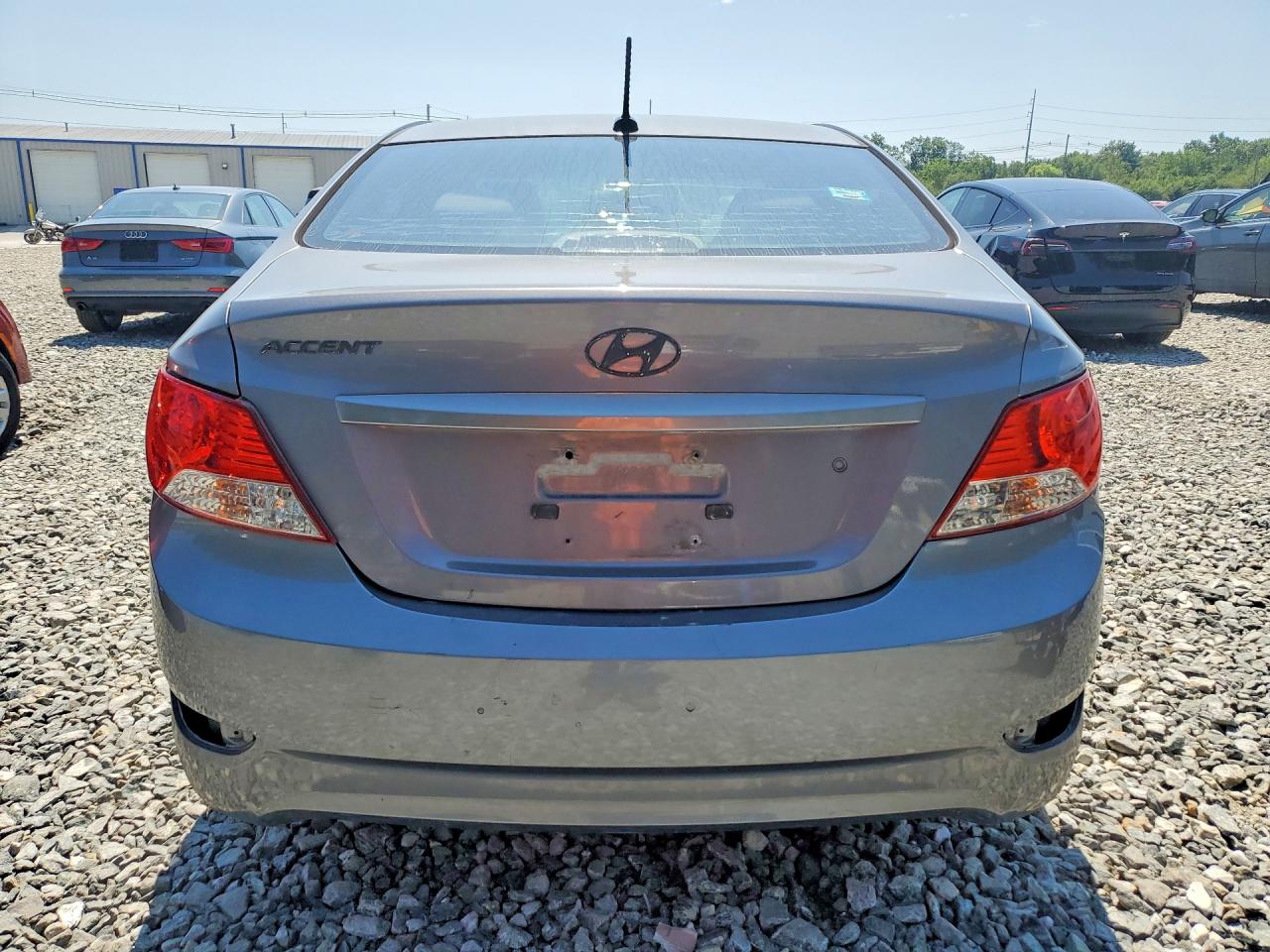 2014 Hyundai Accent Gls Gray vin: KMHCT4AE6EU637878