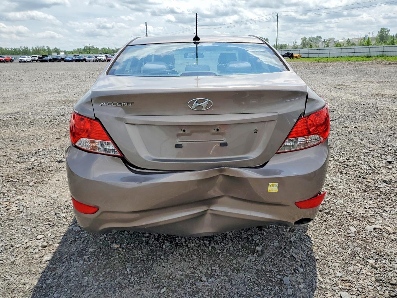 2014 Hyundai Accent Gls Коричневый vin: KMHCT4AE6EU679094