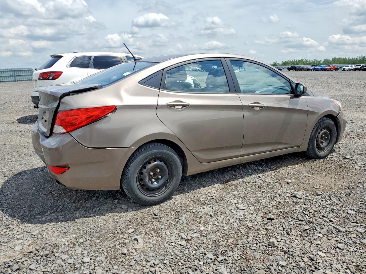 2014 Hyundai Accent Gls Коричневый vin: KMHCT4AE6EU679094