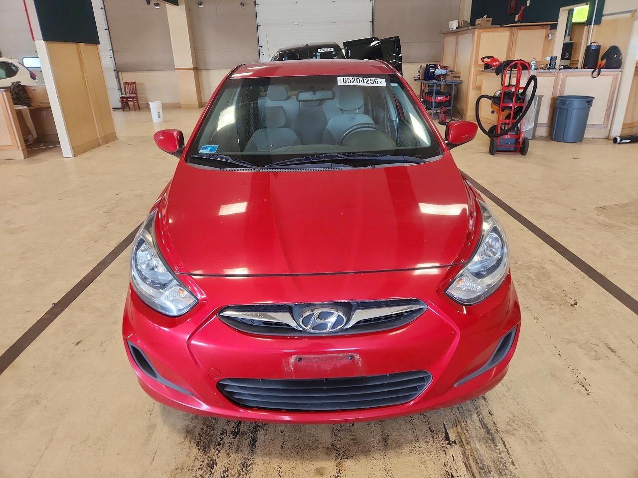 2014 Hyundai Accent Gls Red vin: KMHCT4AE6EU729802