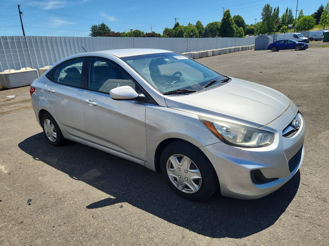 2014 Hyundai Accent Gls Silver vin: KMHCT4AE6EU758264
