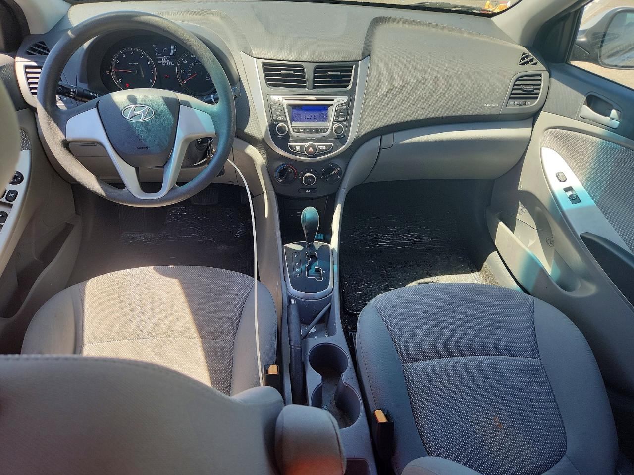 2014 Hyundai Accent Gls Silver vin: KMHCT4AE6EU758264