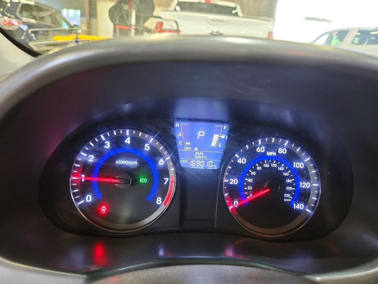 2014 Hyundai Accent Gls Blue vin: KMHCT4AE6EU758796