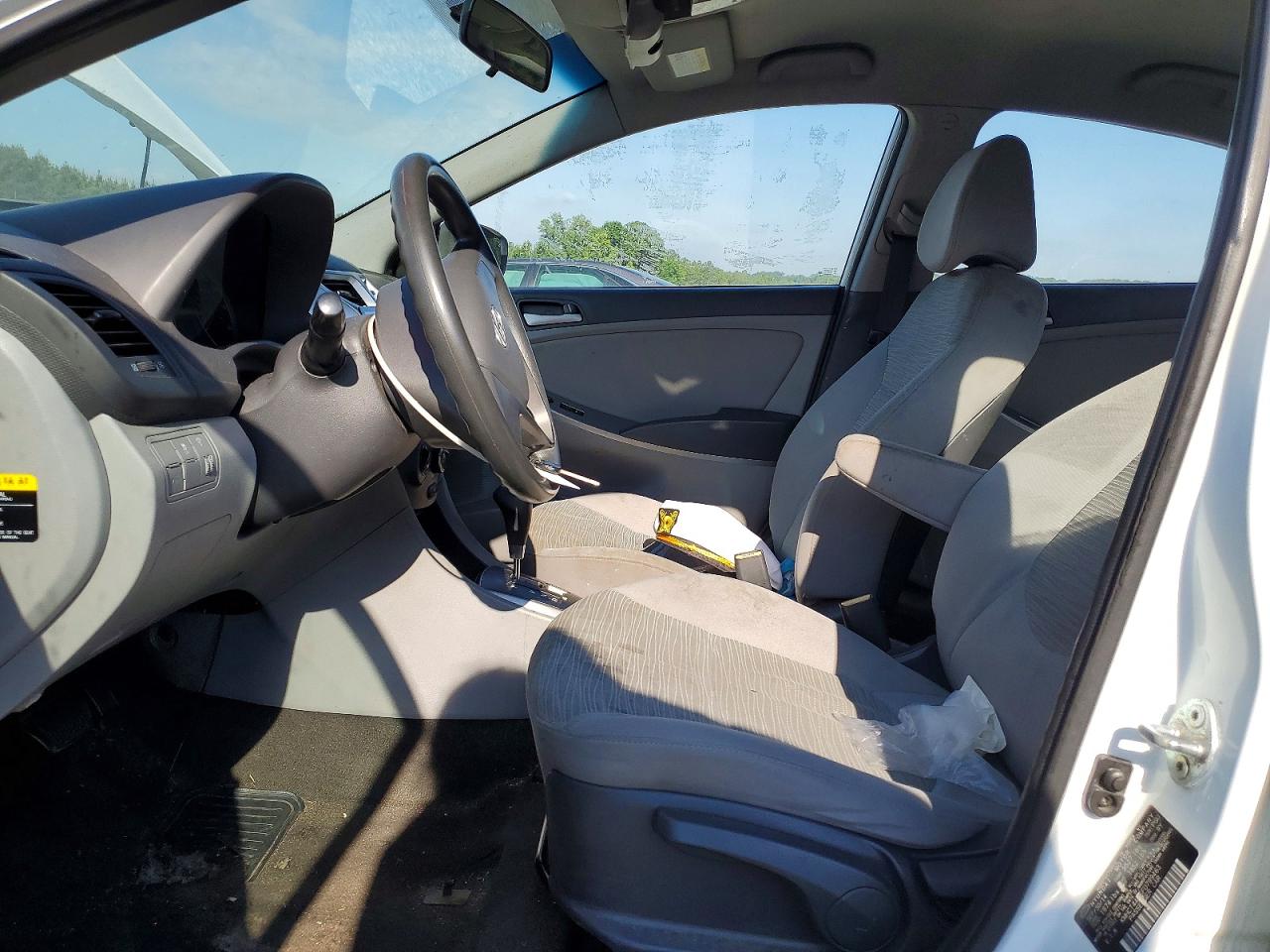 2015 Hyundai Accent Gls White vin: KMHCT4AE6FU799463