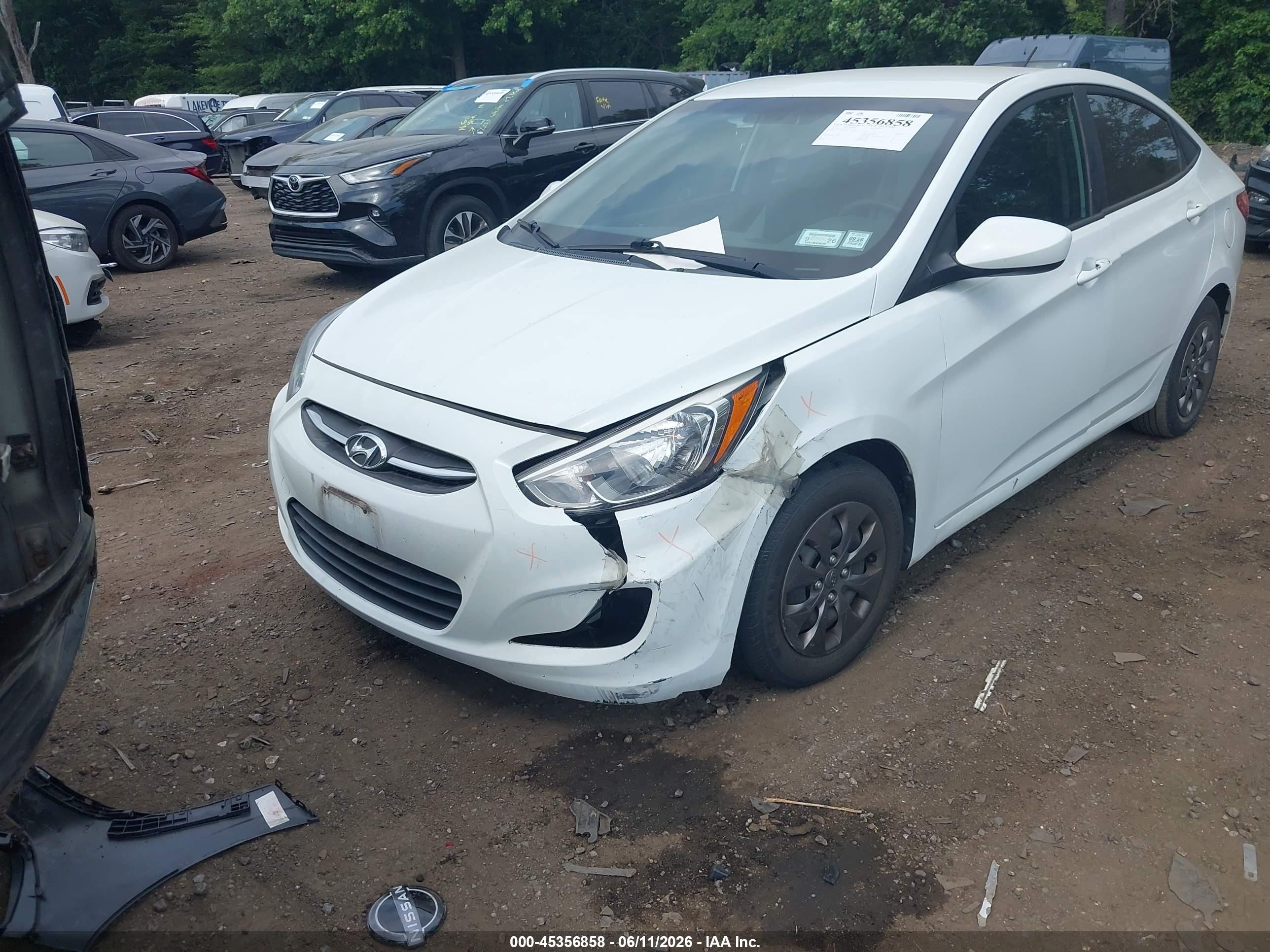 2015 Hyundai Accent Gls Белый vin: KMHCT4AE6FU917317