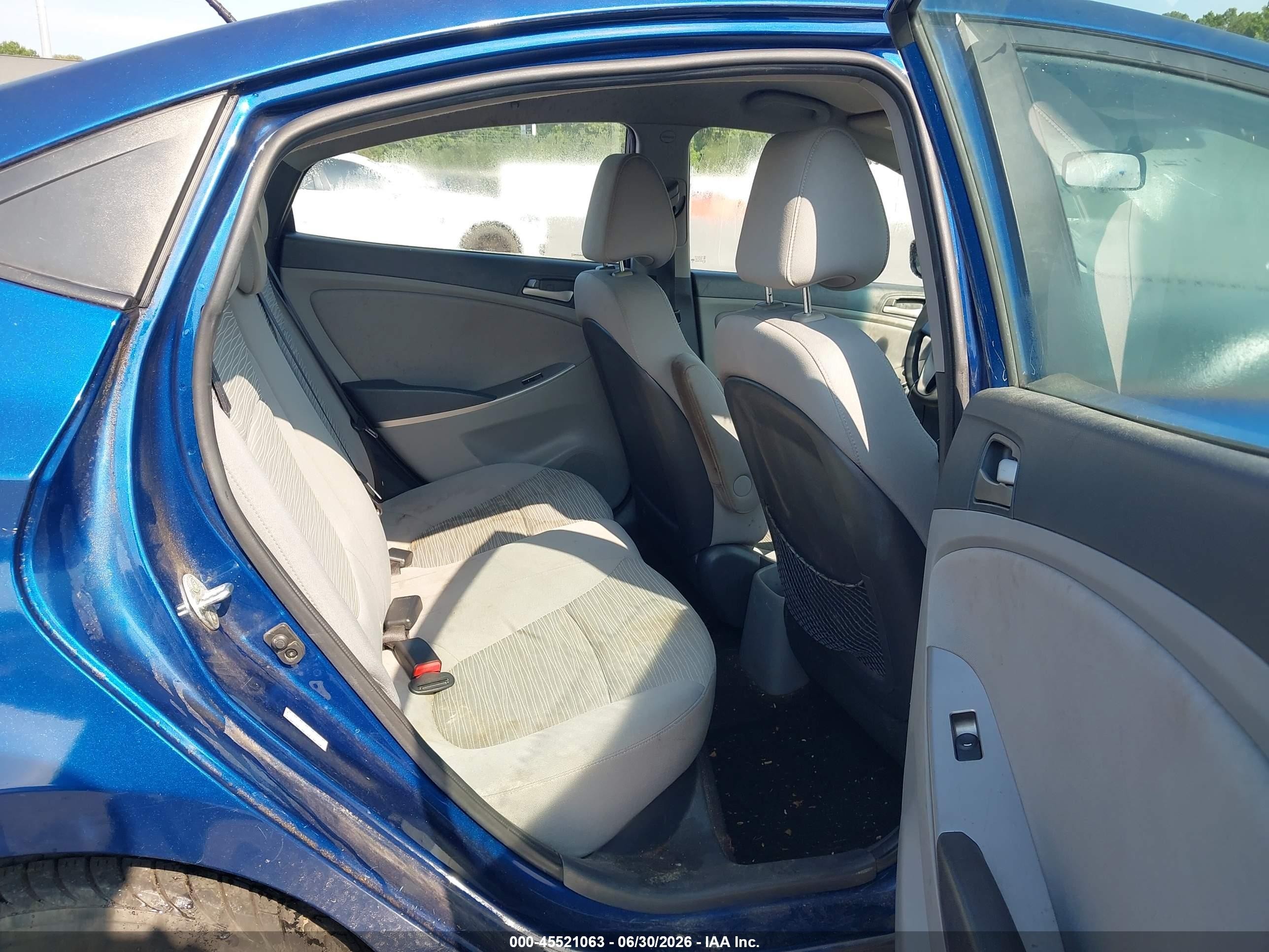 2015 Hyundai Accent Gls Синий vin: KMHCT4AE6FU921772