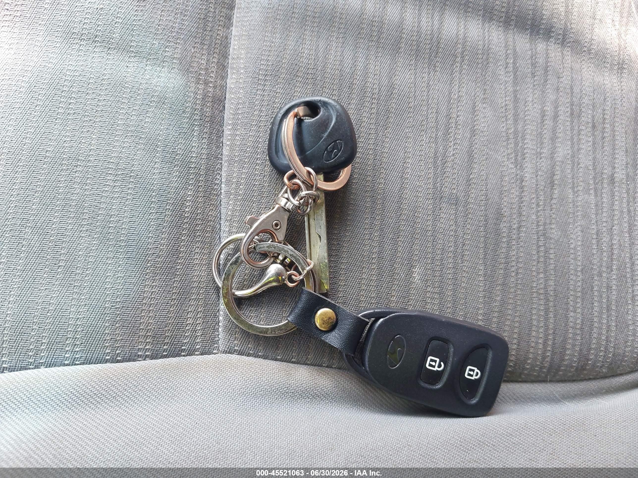 2015 Hyundai Accent Gls Синий vin: KMHCT4AE6FU921772