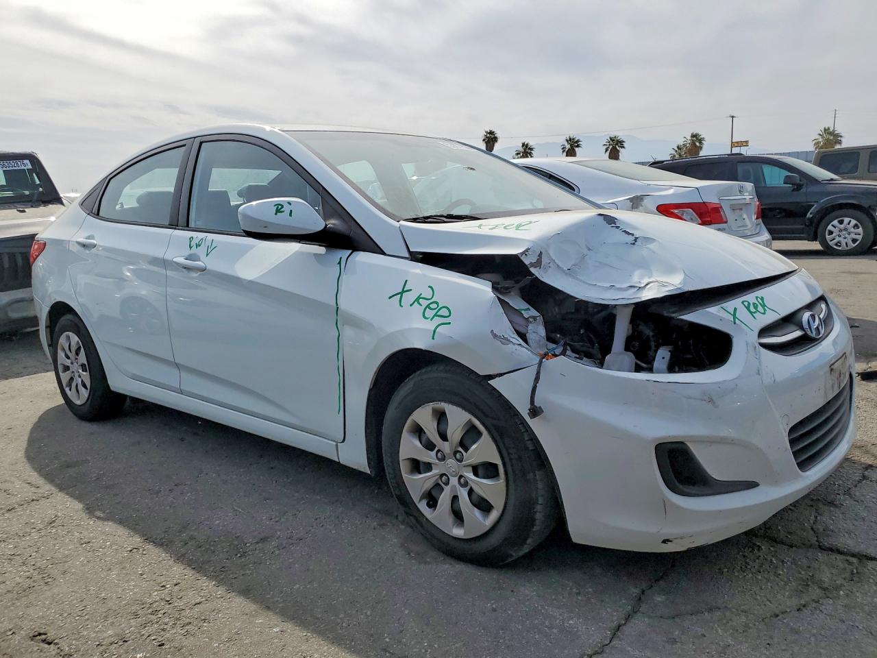 2015 Hyundai Accent Gls White vin: KMHCT4AE6FU922047