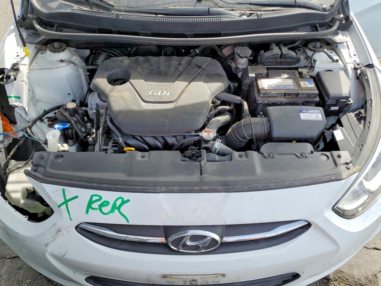 2015 Hyundai Accent Gls White vin: KMHCT4AE6FU922047