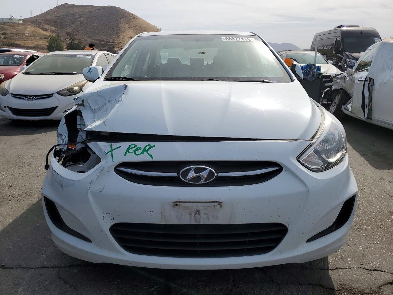 2015 Hyundai Accent Gls White vin: KMHCT4AE6FU922047