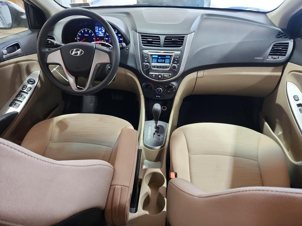 2015 Hyundai Accent Gls Cream vin: KMHCT4AE6FU925448