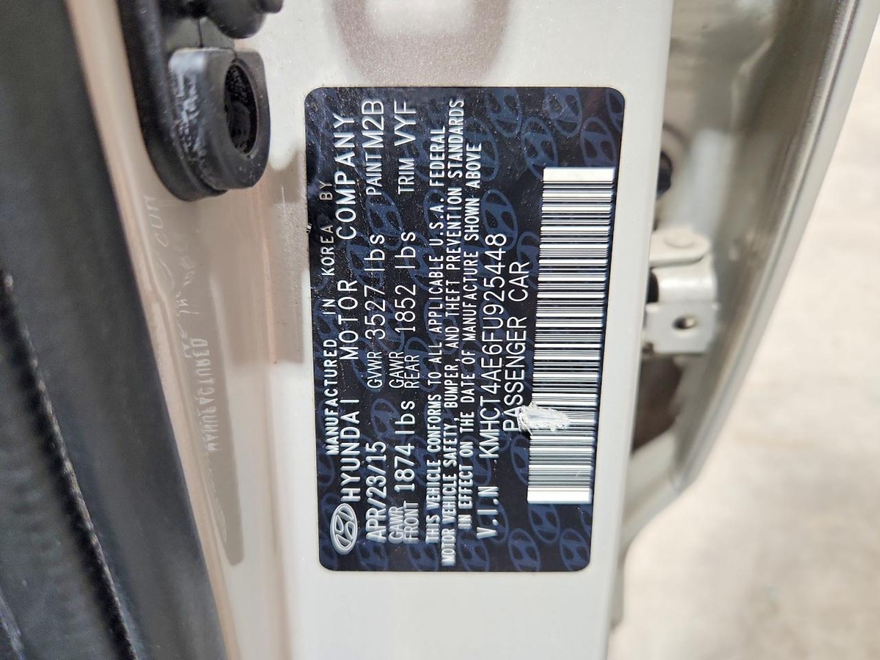 2015 Hyundai Accent Gls Cream vin: KMHCT4AE6FU925448