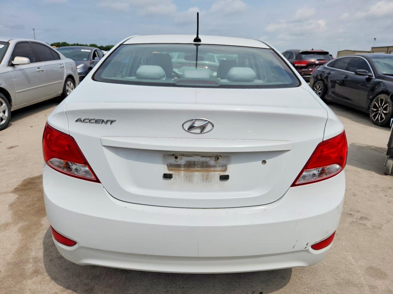 2017 Hyundai Accent Se White vin: KMHCT4AE6HU361531