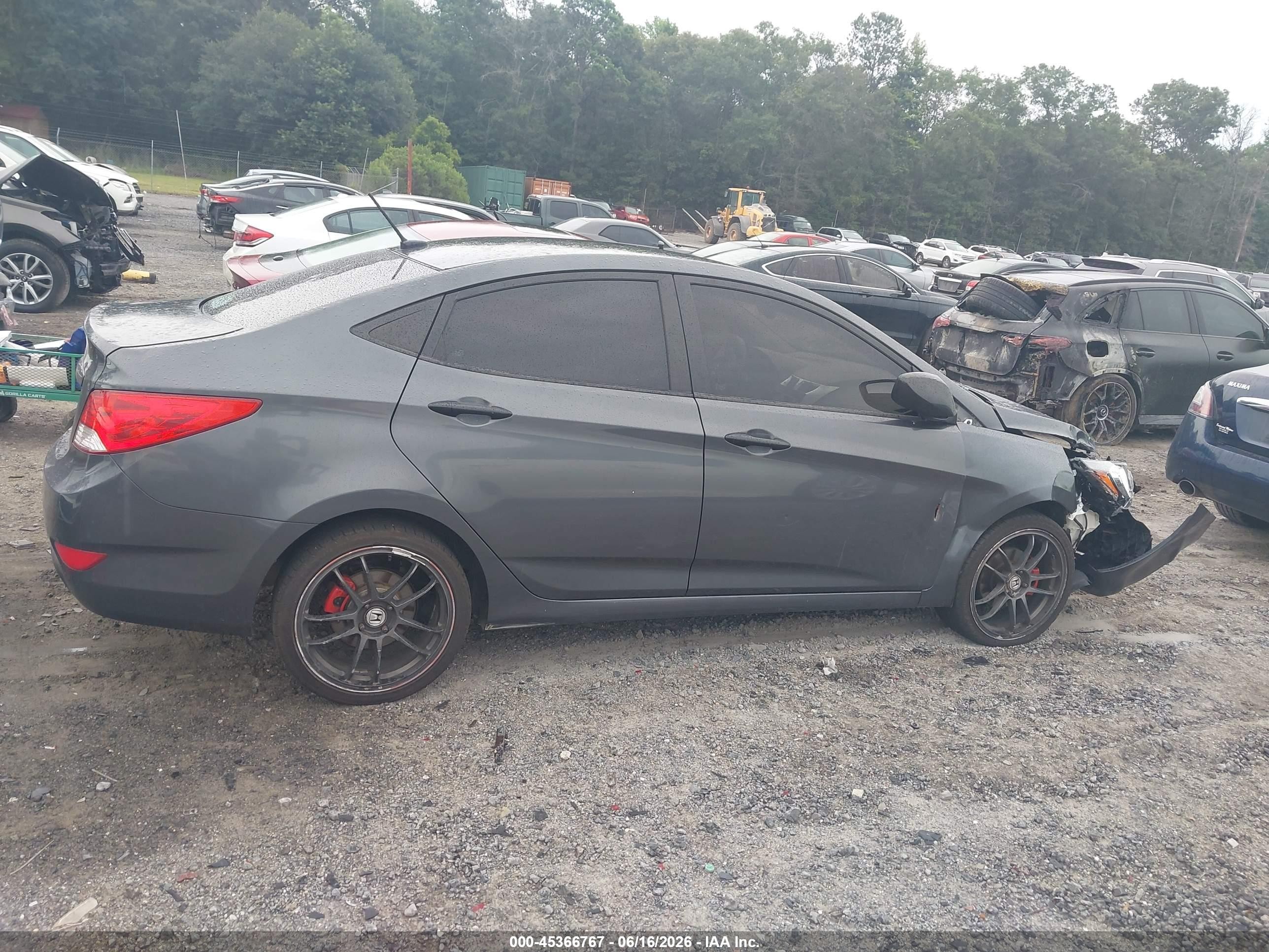 2012 Hyundai Accent Gls Gray vin: KMHCT4AE7CU088205