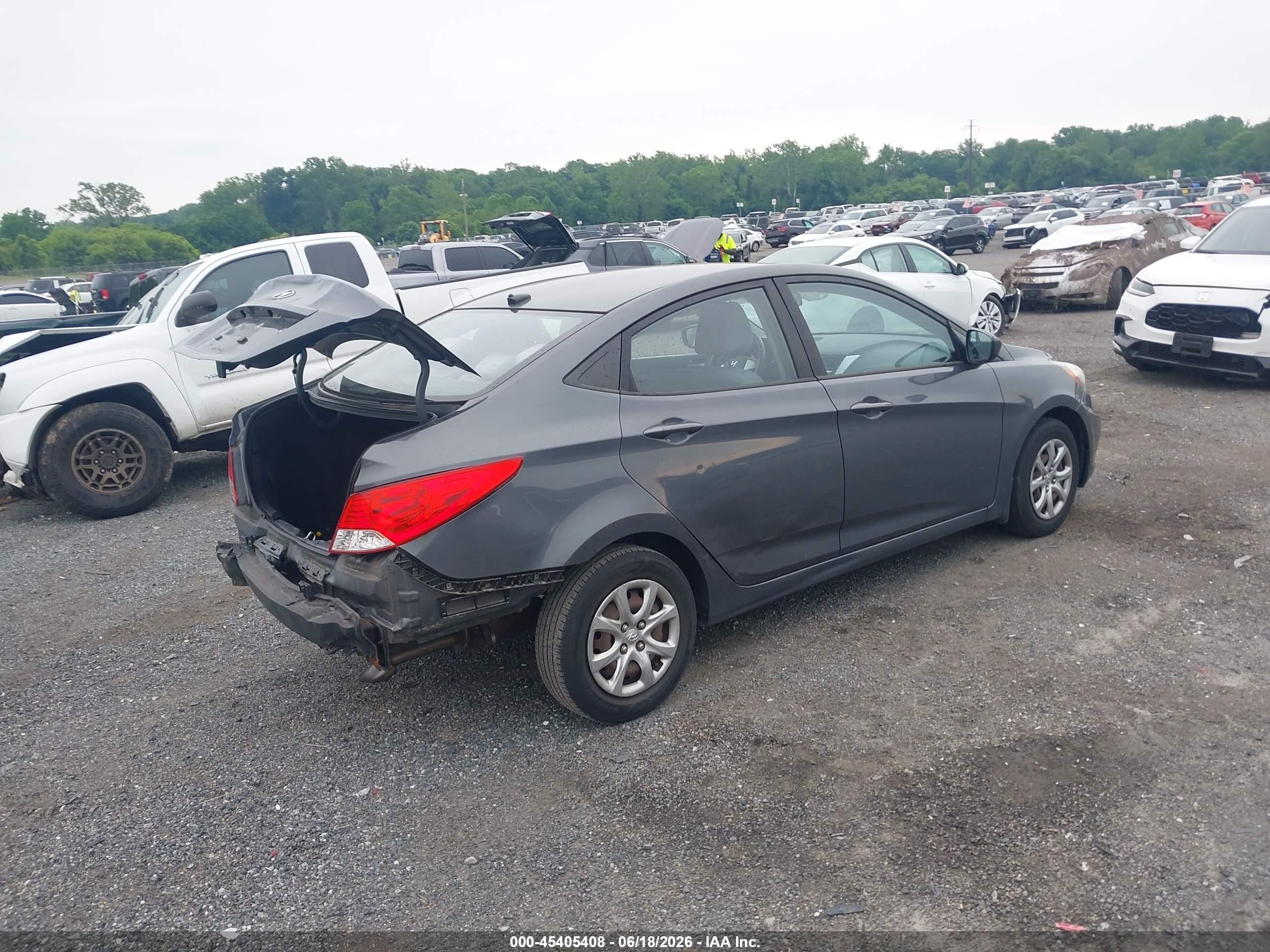 2012 Hyundai Accent Gls Gray vin: KMHCT4AE7CU206804