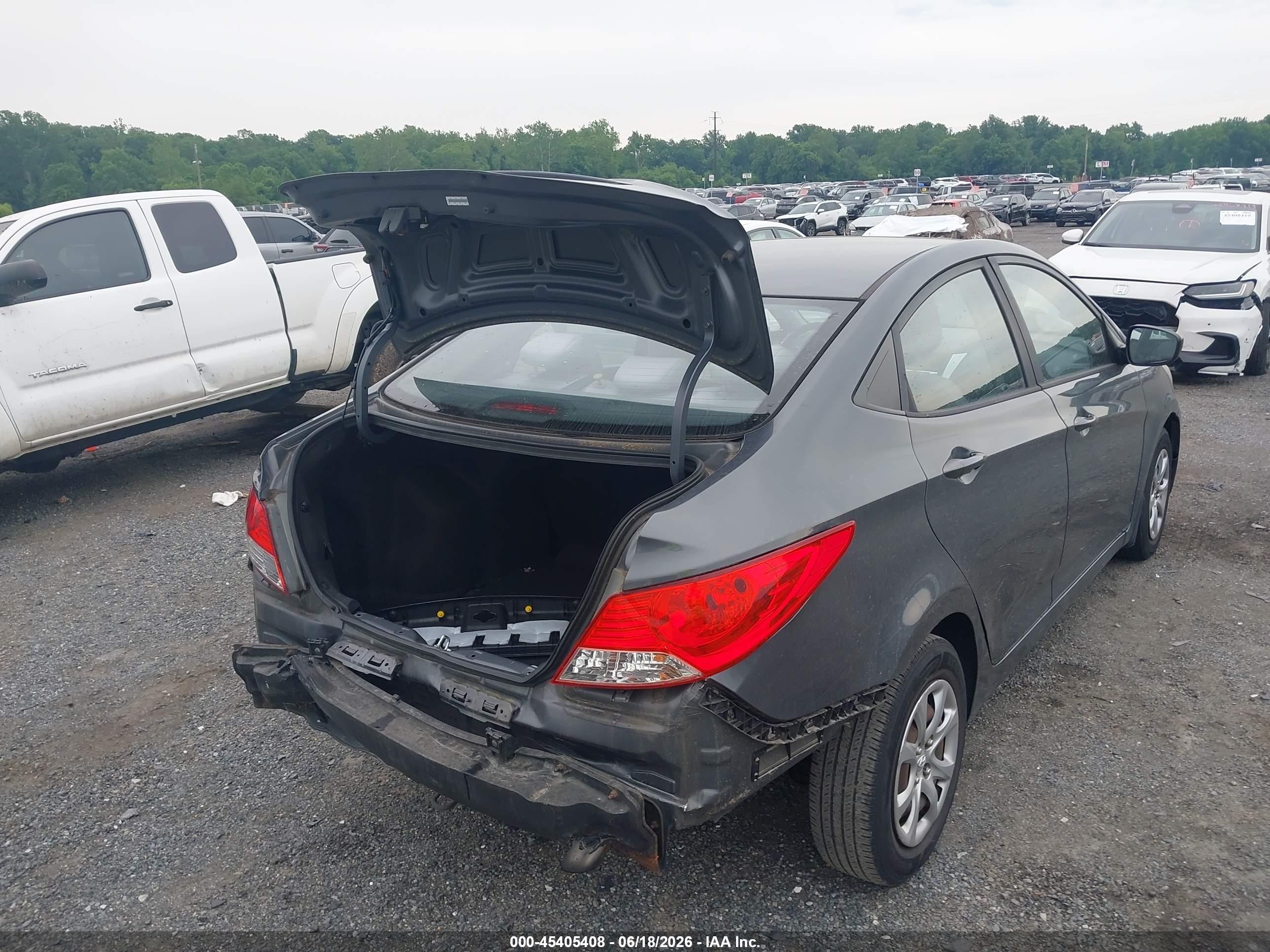 2012 Hyundai Accent Gls Gray vin: KMHCT4AE7CU206804