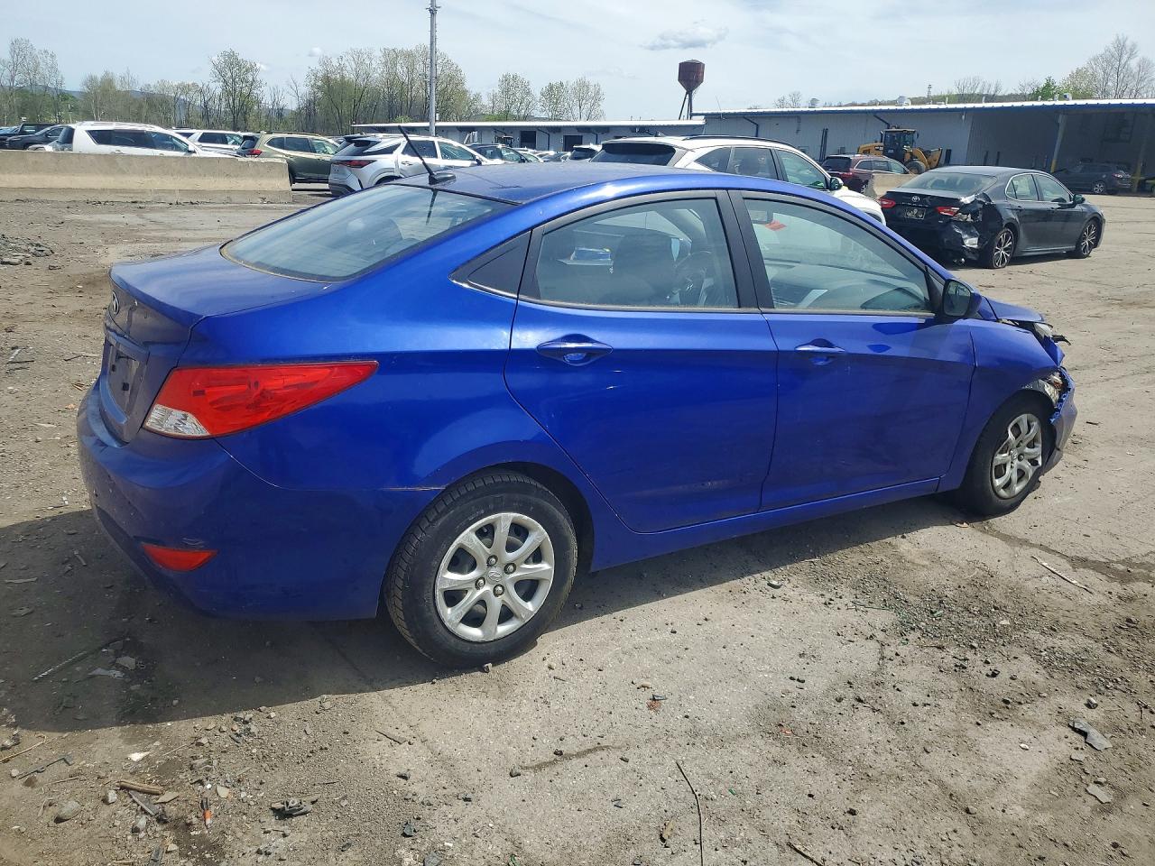 2013 Hyundai Accent Blue vin: KMHCT4AE7DU281343