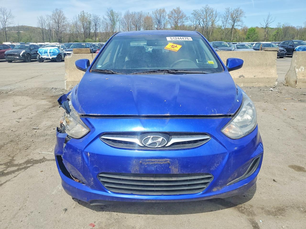 2013 Hyundai Accent Blue vin: KMHCT4AE7DU281343