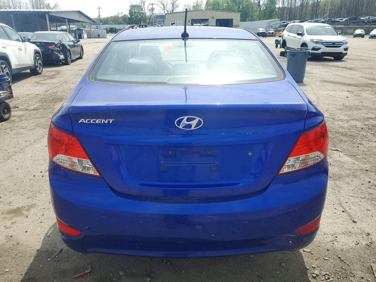 2013 Hyundai Accent Blue vin: KMHCT4AE7DU281343