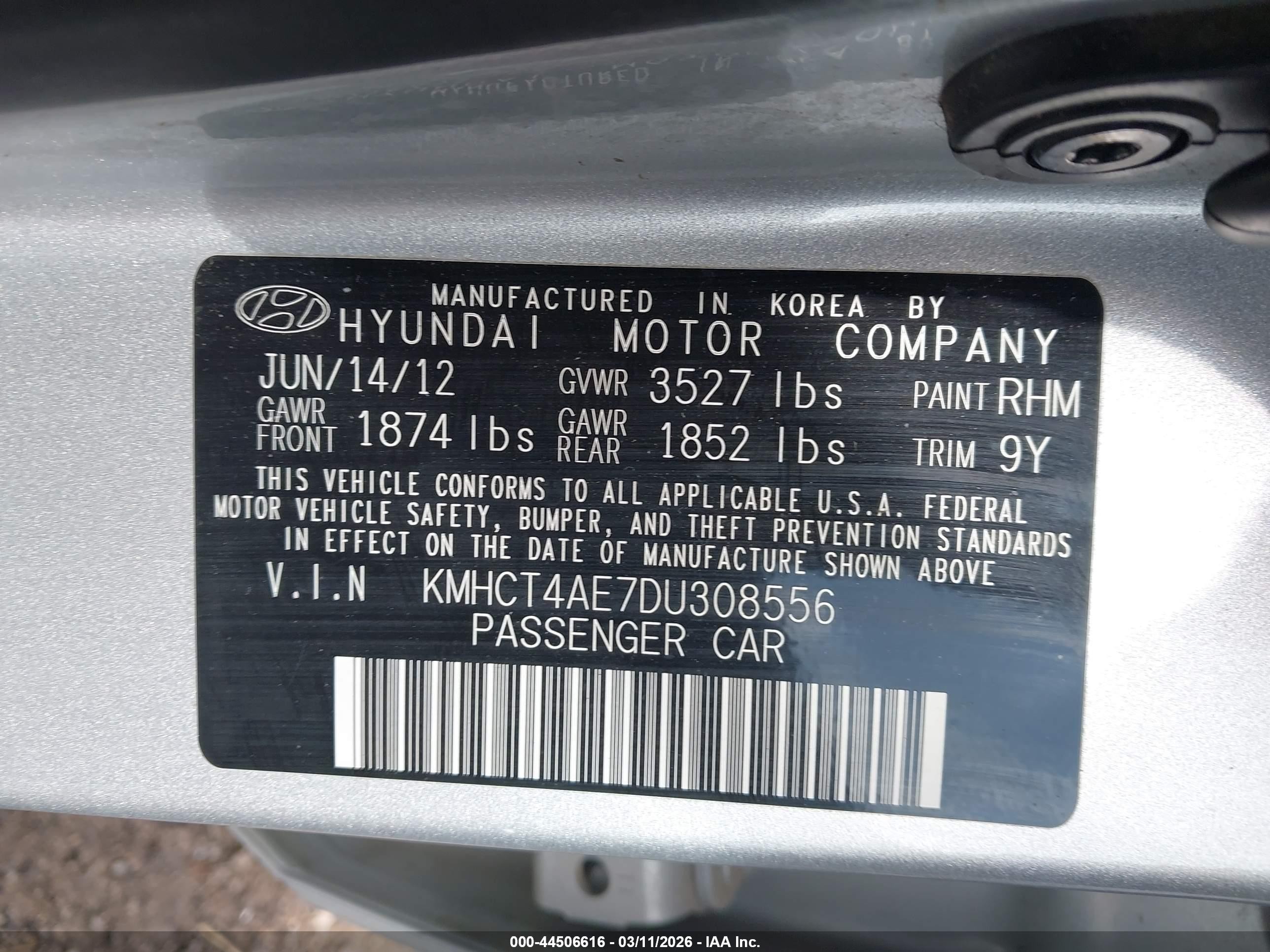 2013 Hyundai Accent Gls Silver vin: KMHCT4AE7DU308556