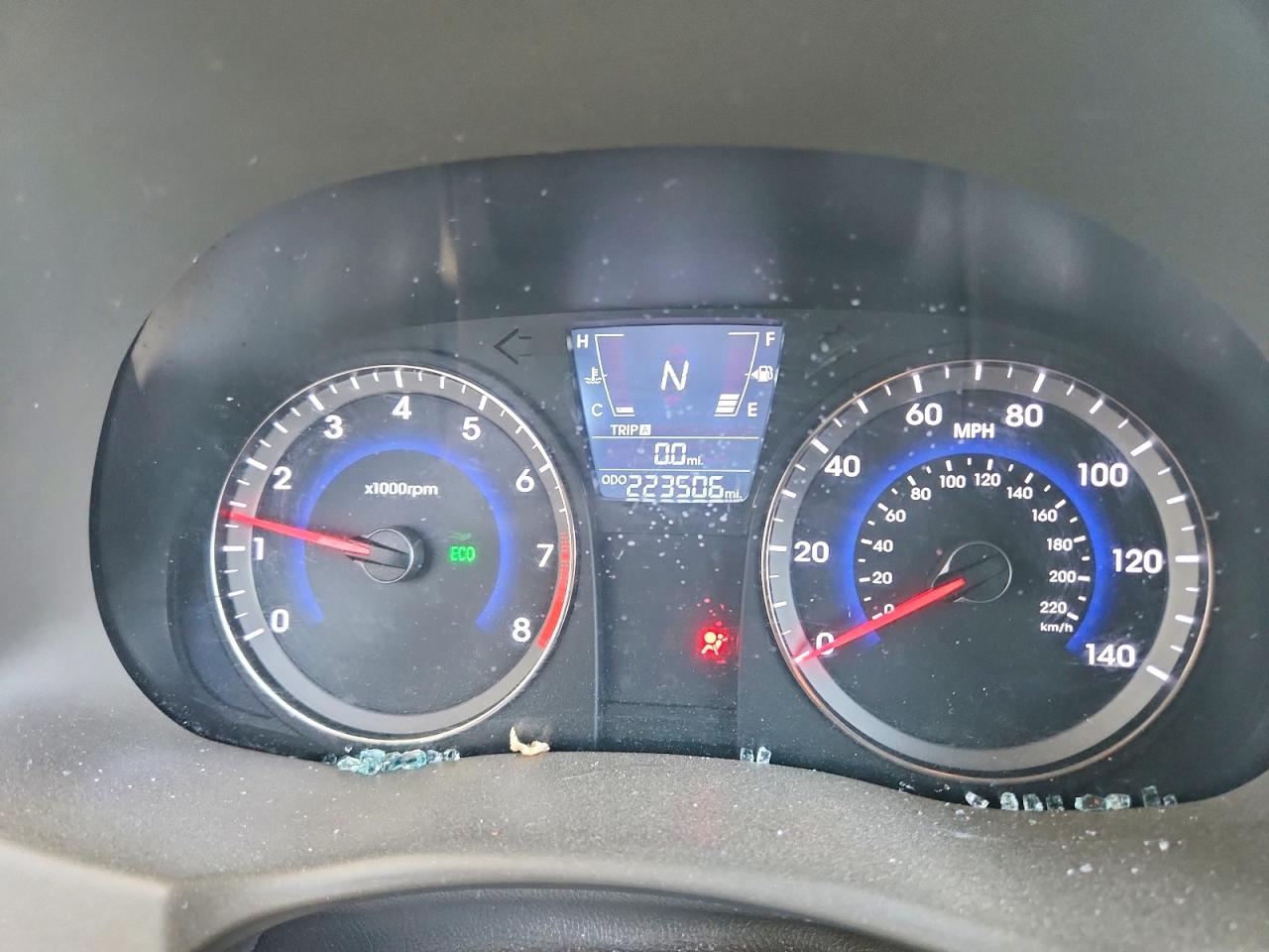 2013 Hyundai Accent Белый vin: KMHCT4AE7DU309304