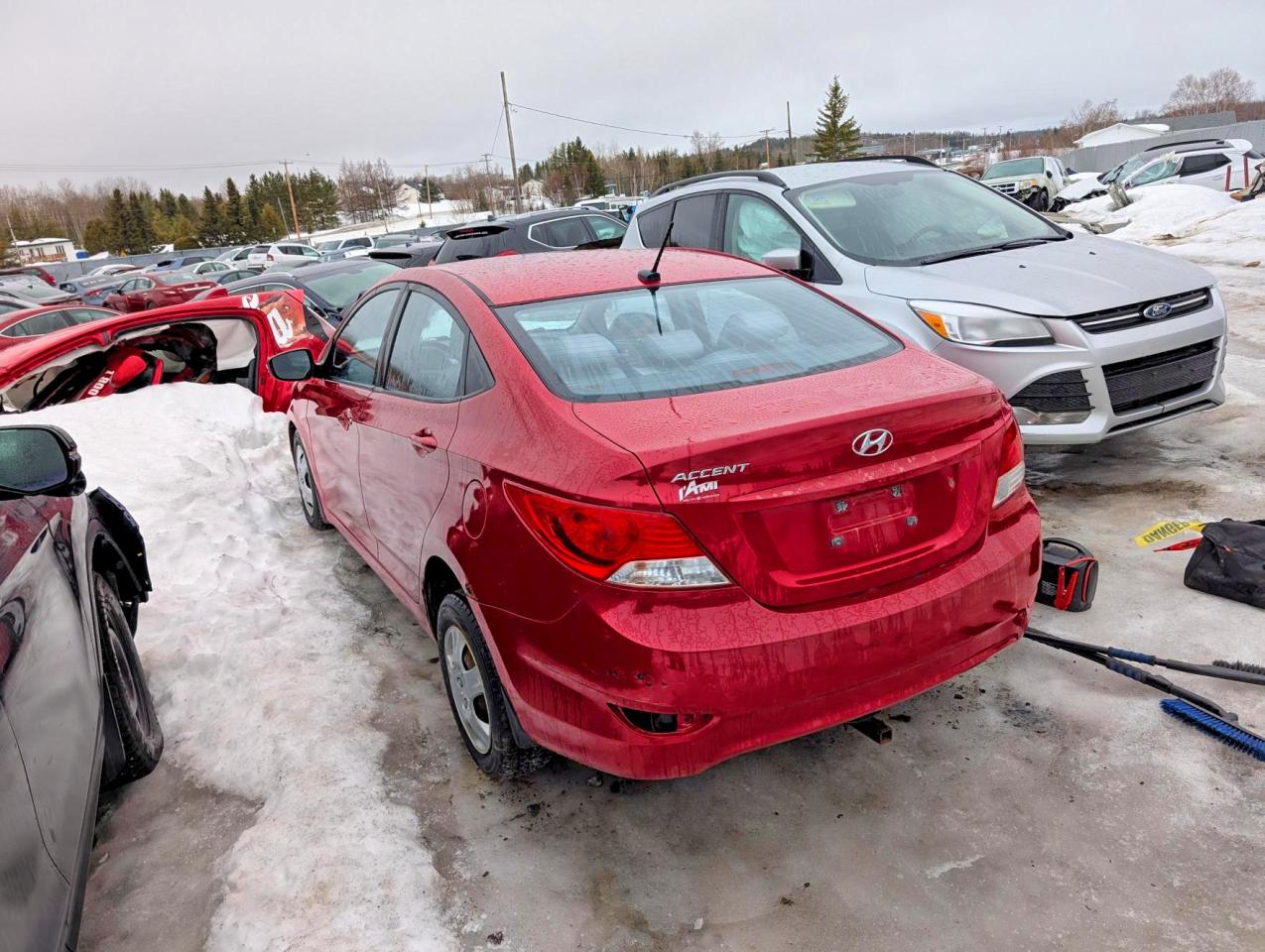 2013 Hyundai Accent Gls Red vin: KMHCT4AE7DU309769