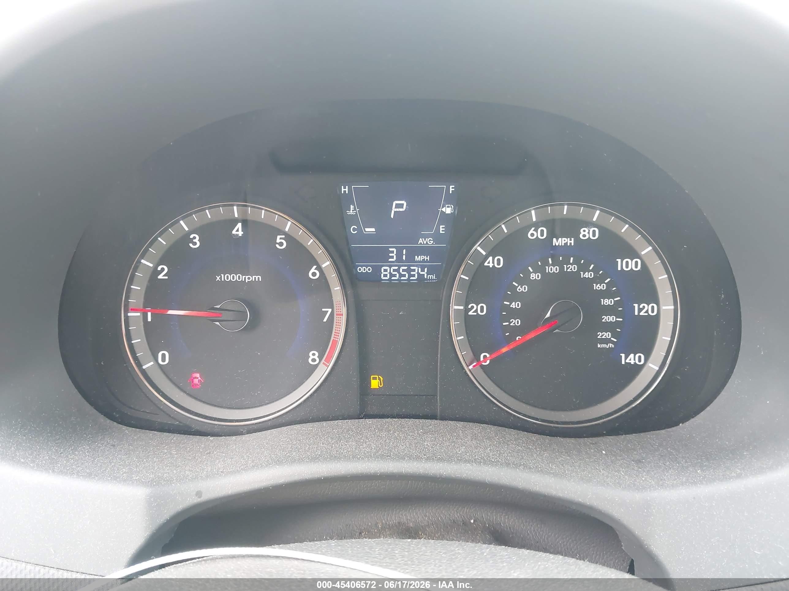 2013 Hyundai Accent Gls Silver vin: KMHCT4AE7DU323333