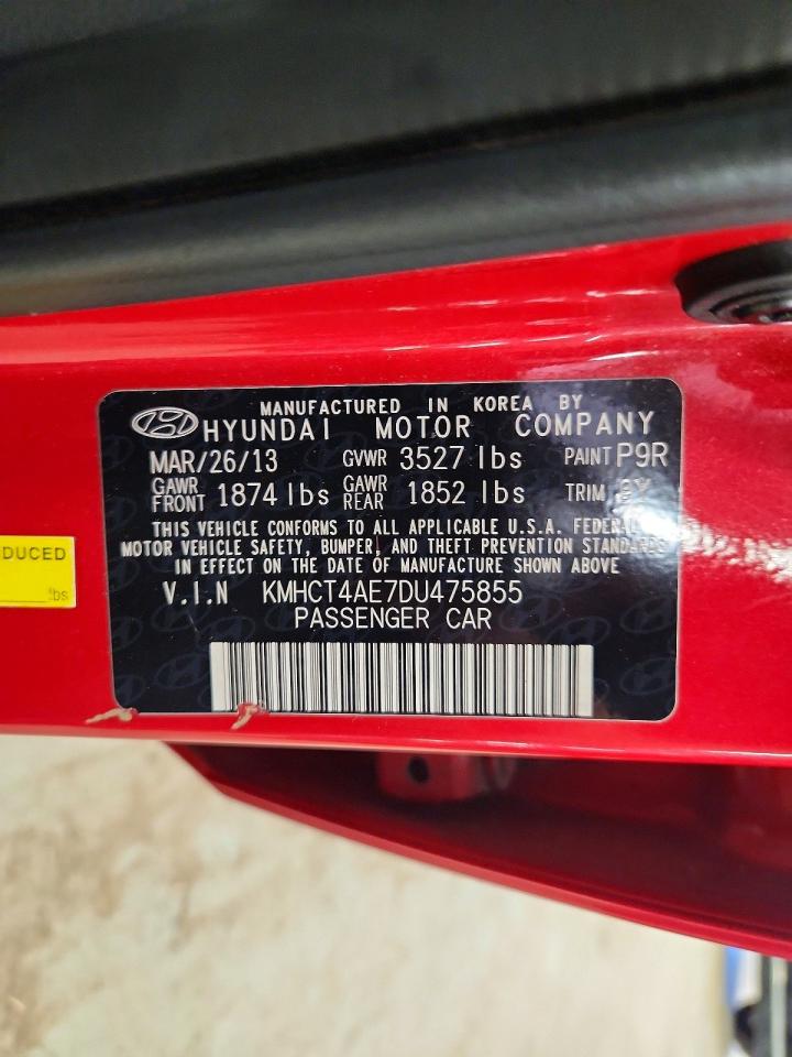 2013 Hyundai Accent Red vin: KMHCT4AE7DU475855
