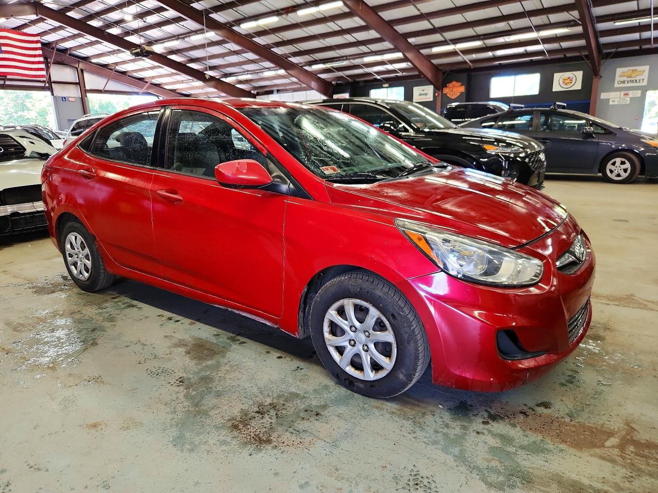2013 Hyundai Accent Red vin: KMHCT4AE7DU475855