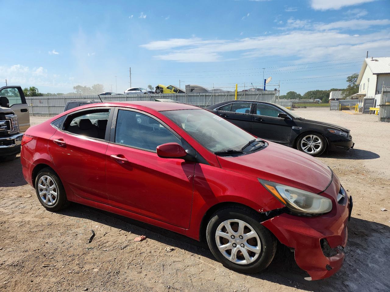 2013 Hyundai Accent Gls Red vin: KMHCT4AE7DU494812