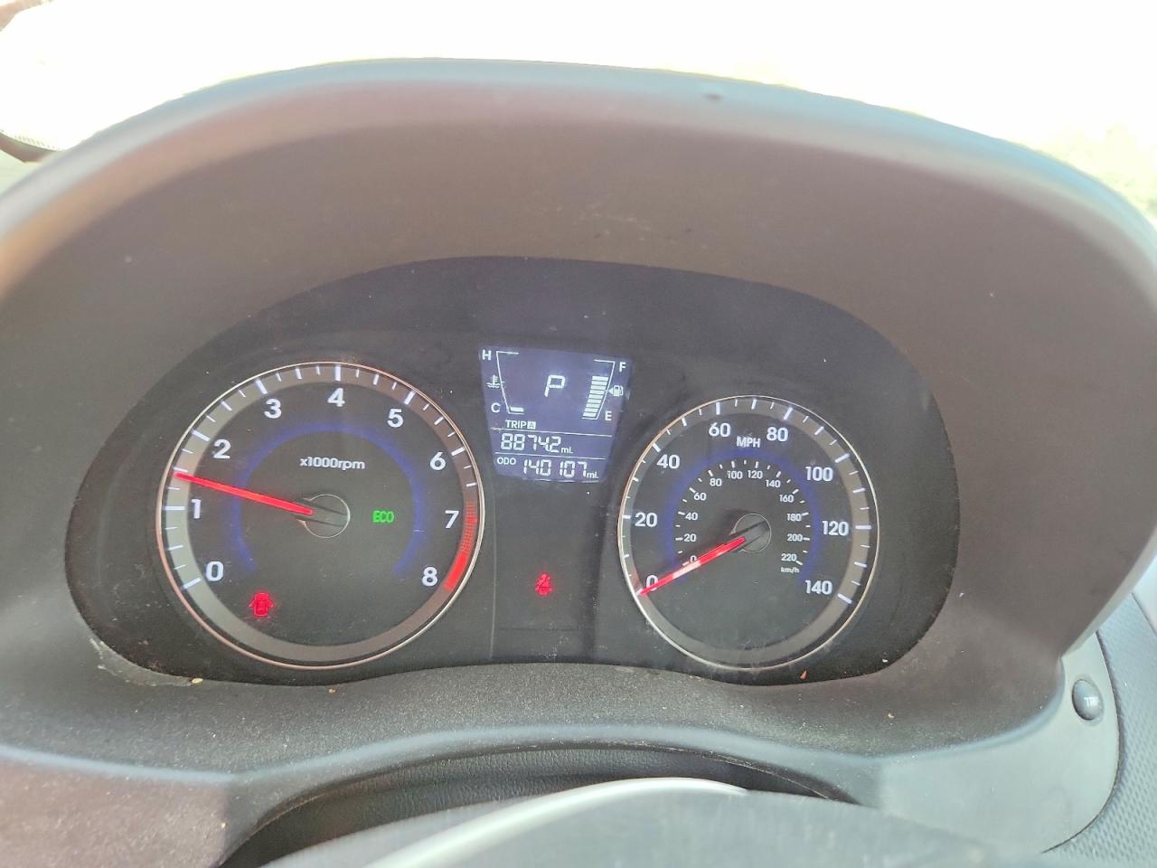 2013 Hyundai Accent Gls Red vin: KMHCT4AE7DU494812