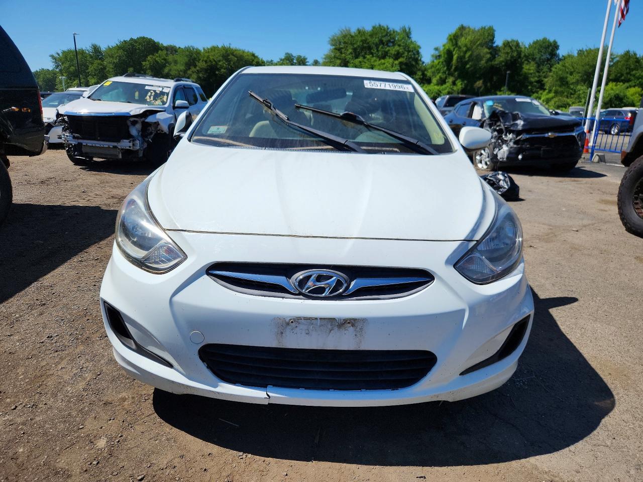 2013 Hyundai Accent Gls White vin: KMHCT4AE7DU506960