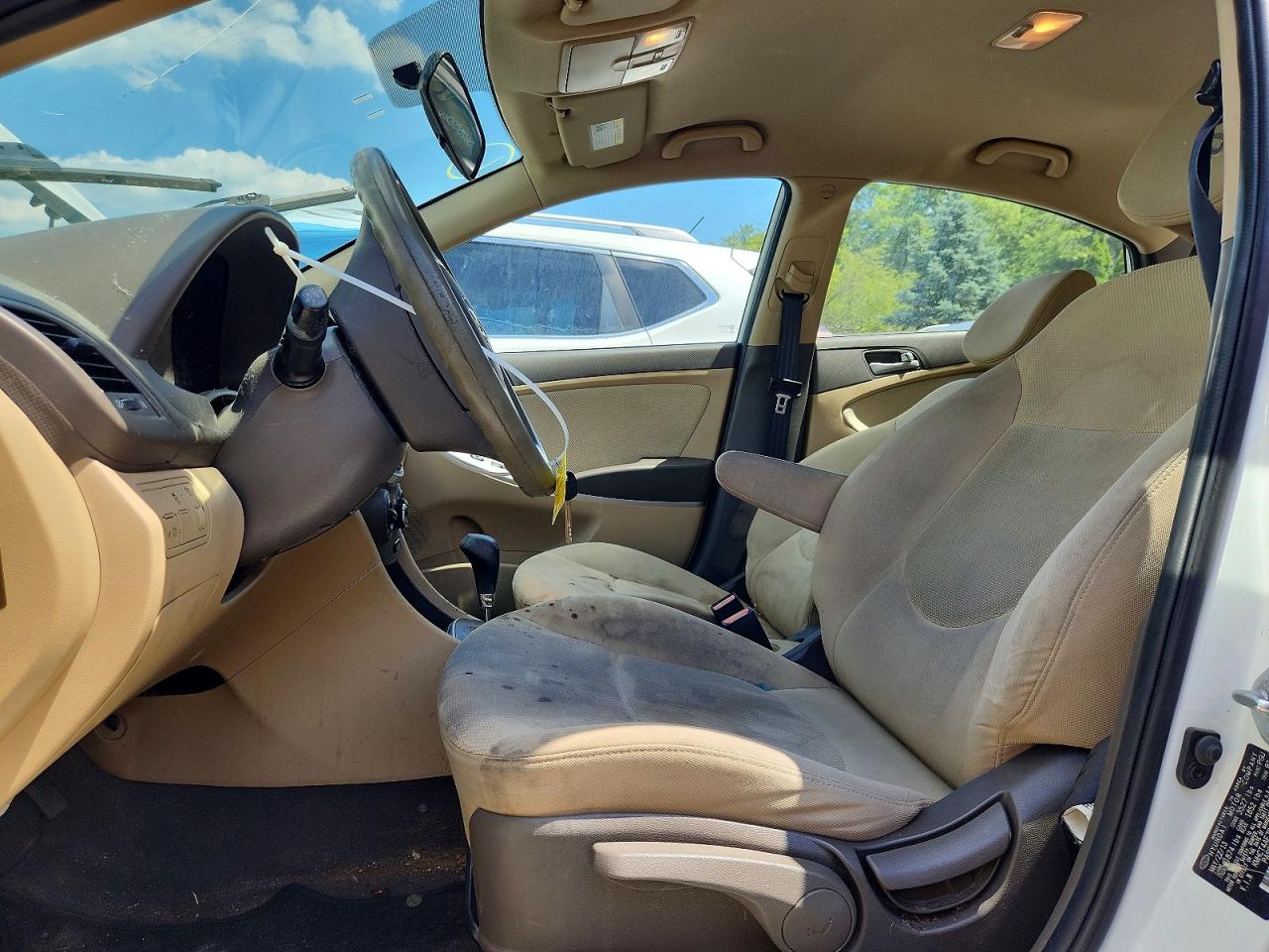 2013 Hyundai Accent Gls White vin: KMHCT4AE7DU506960