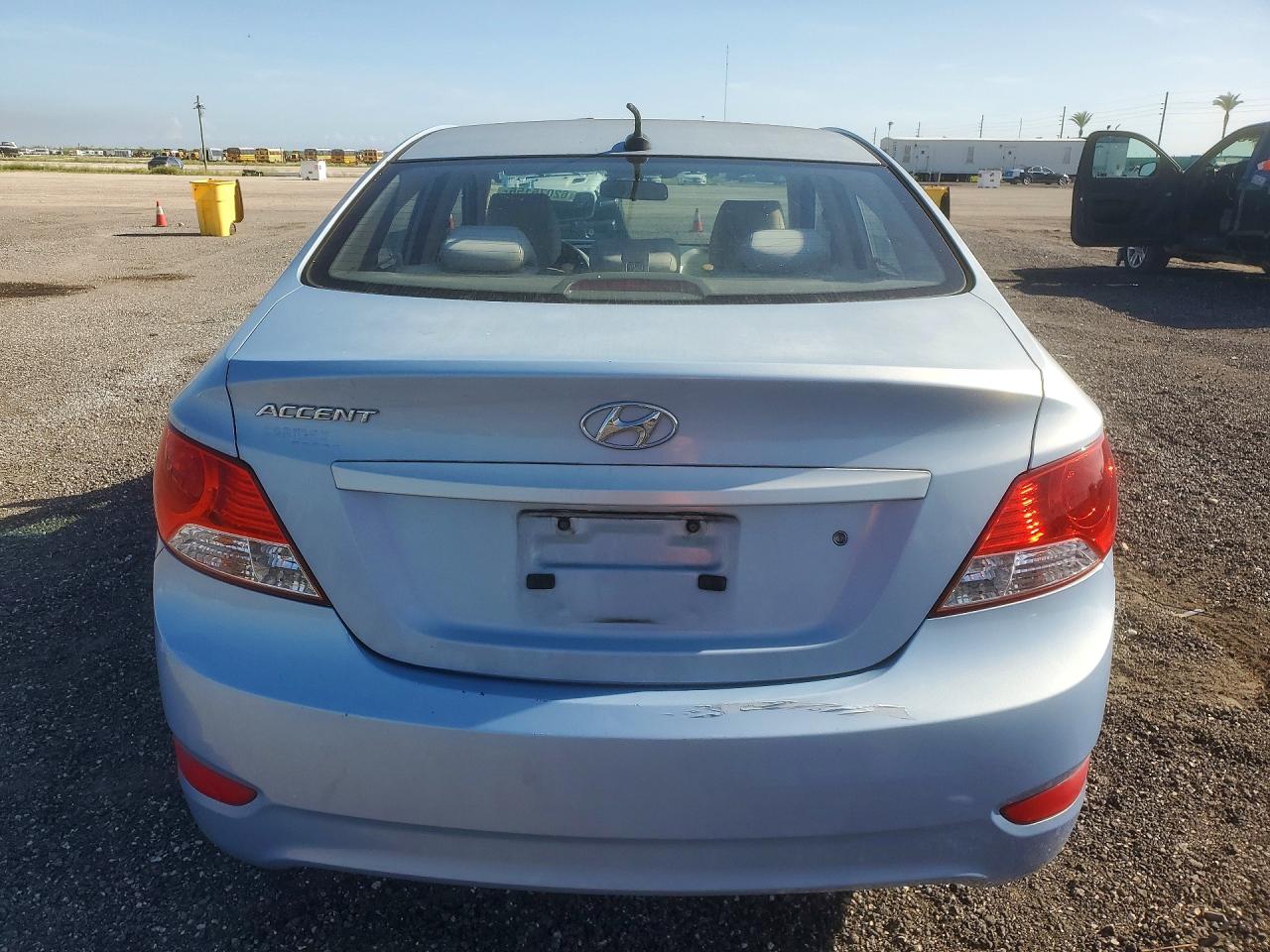2013 Hyundai Accent Gls Blue vin: KMHCT4AE7DU526304