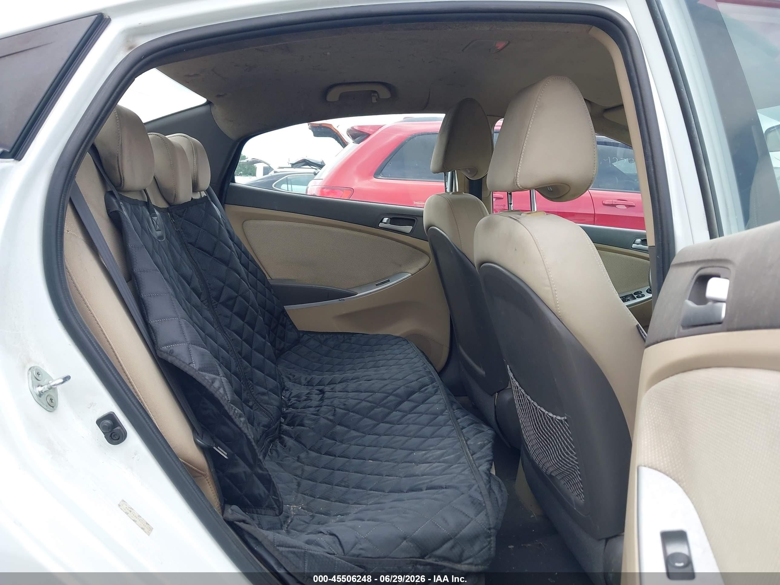 2013 Hyundai Accent Gls White vin: KMHCT4AE7DU564342