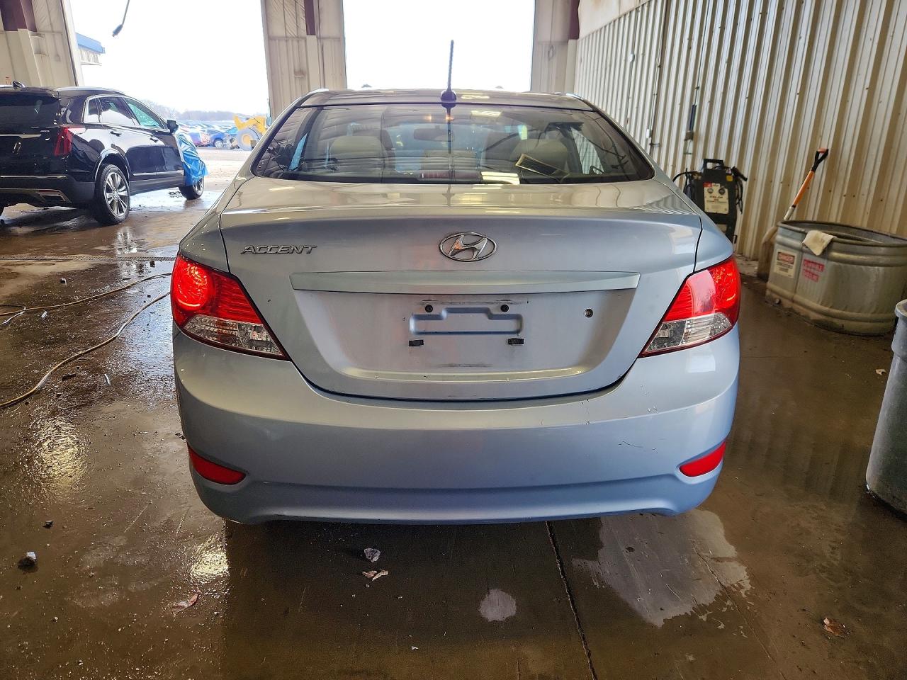 2014 Hyundai Accent Gls Blue vin: KMHCT4AE7EU686362