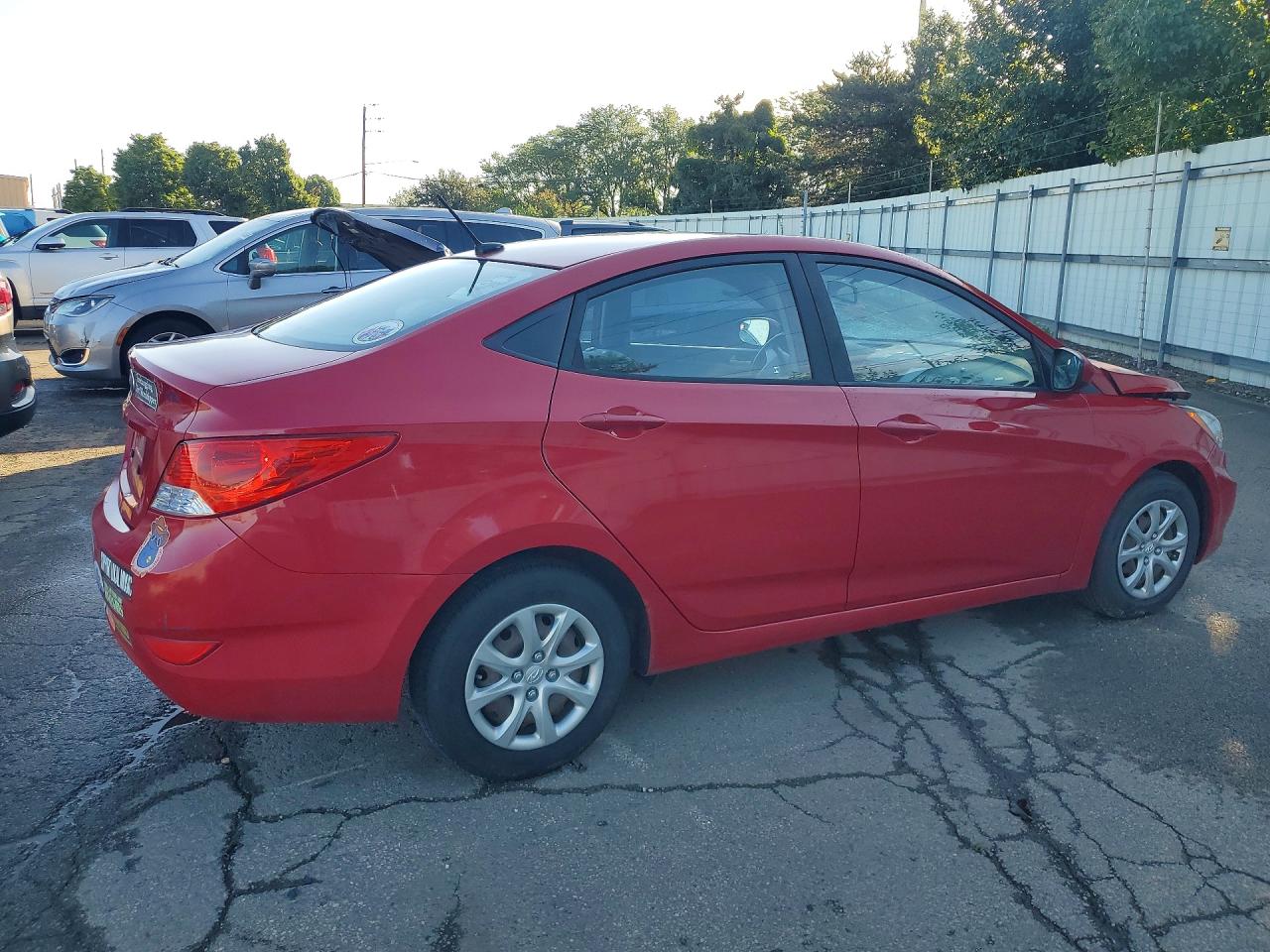 2014 Hyundai Accent Gls Red vin: KMHCT4AE7EU696647
