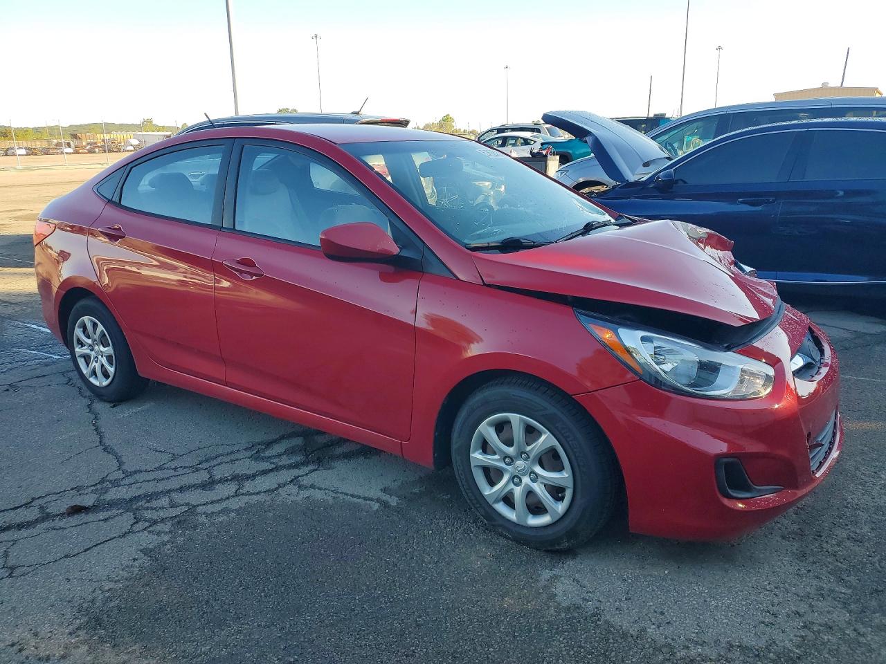 2014 Hyundai Accent Gls Red vin: KMHCT4AE7EU696647