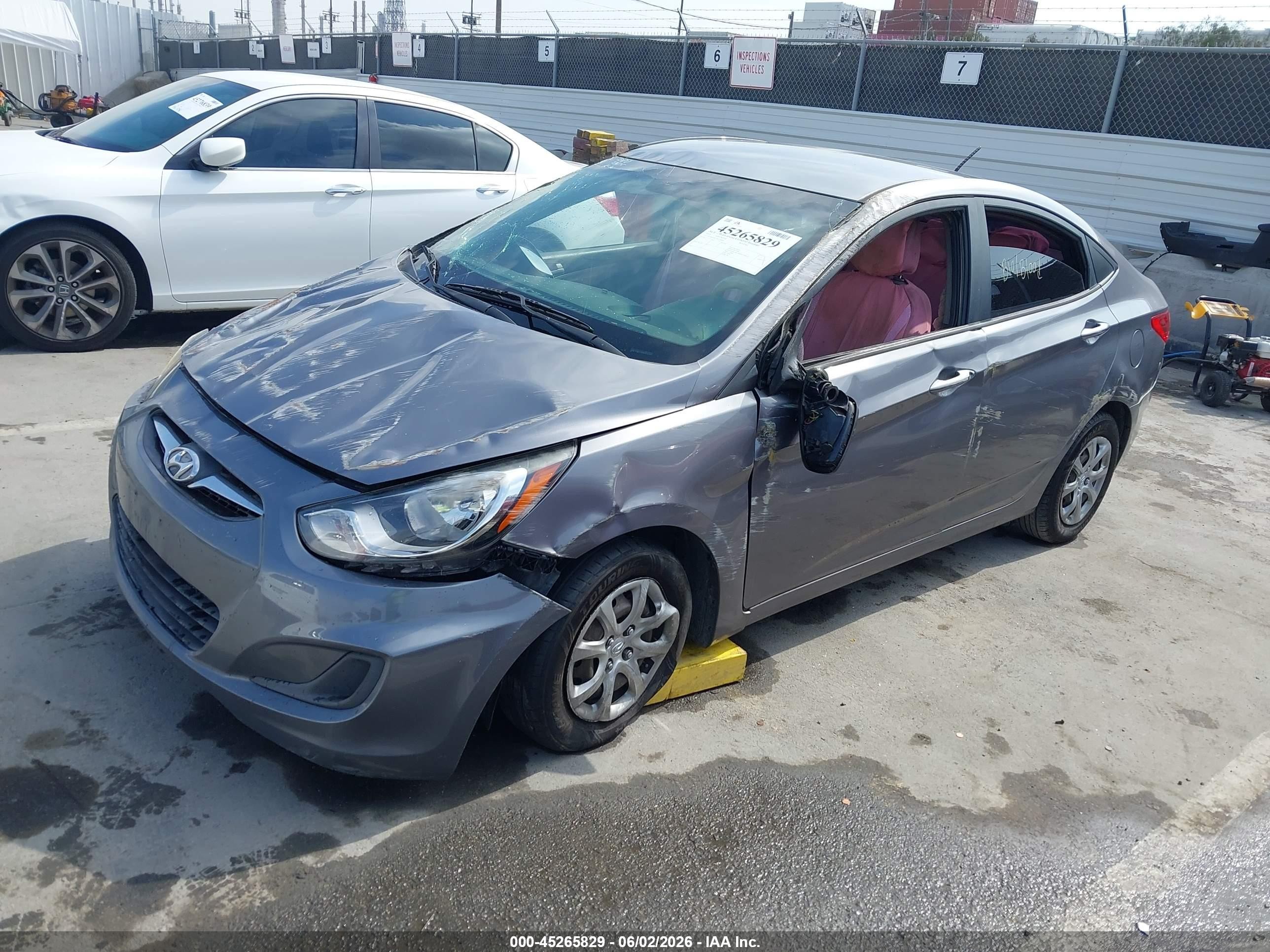 2014 Hyundai Accent Gls Gray vin: KMHCT4AE7EU698401