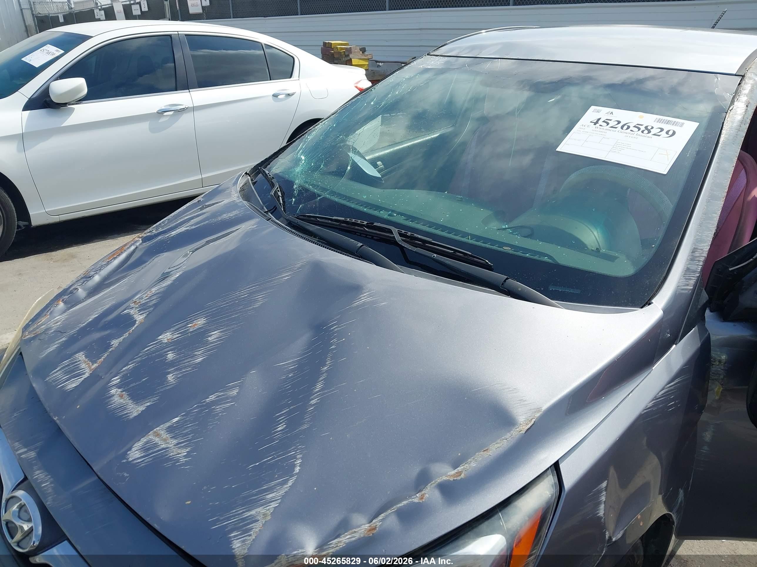 2014 Hyundai Accent Gls Gray vin: KMHCT4AE7EU698401