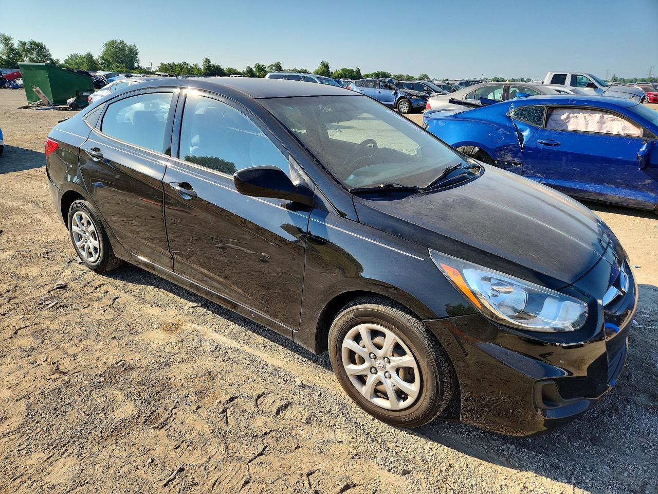 2014 Hyundai Accent Gls Черный vin: KMHCT4AE7EU718162