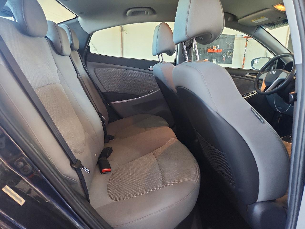 2014 Hyundai Accent Gls Black vin: KMHCT4AE7EU742770