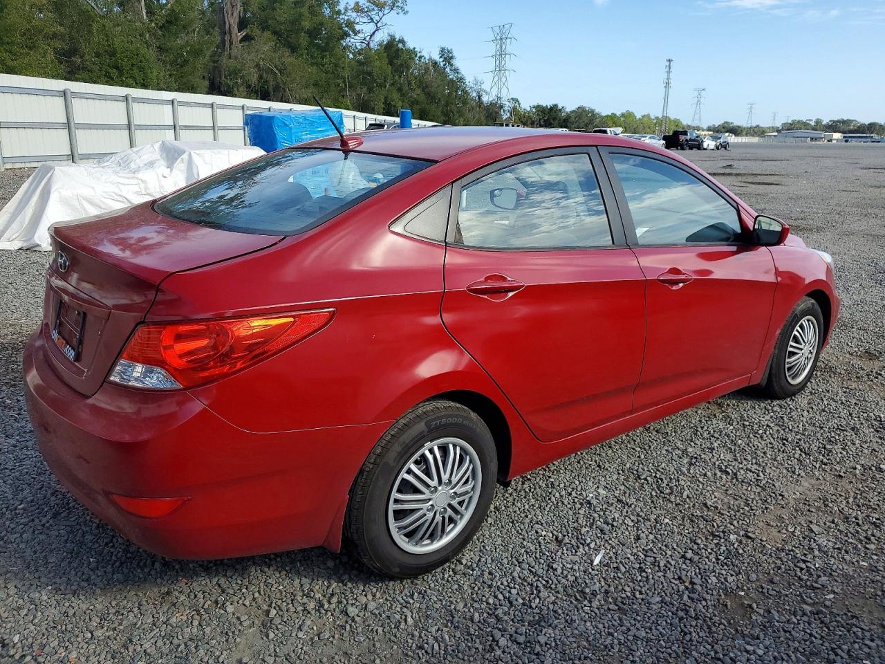 2014 Hyundai Accent Gls Красный vin: KMHCT4AE7EU755776