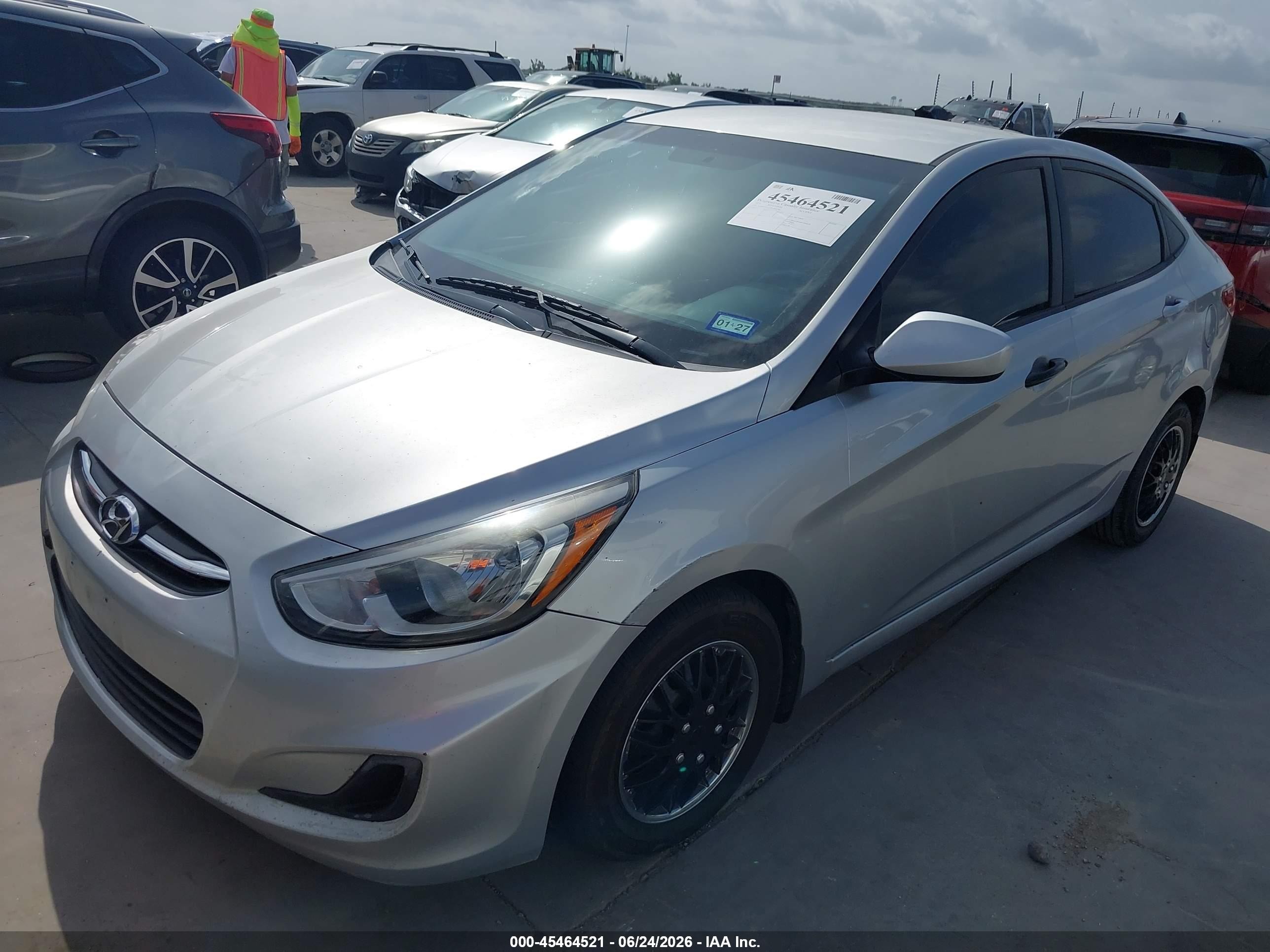 2015 Hyundai Accent Gls Silver vin: KMHCT4AE7FU806386