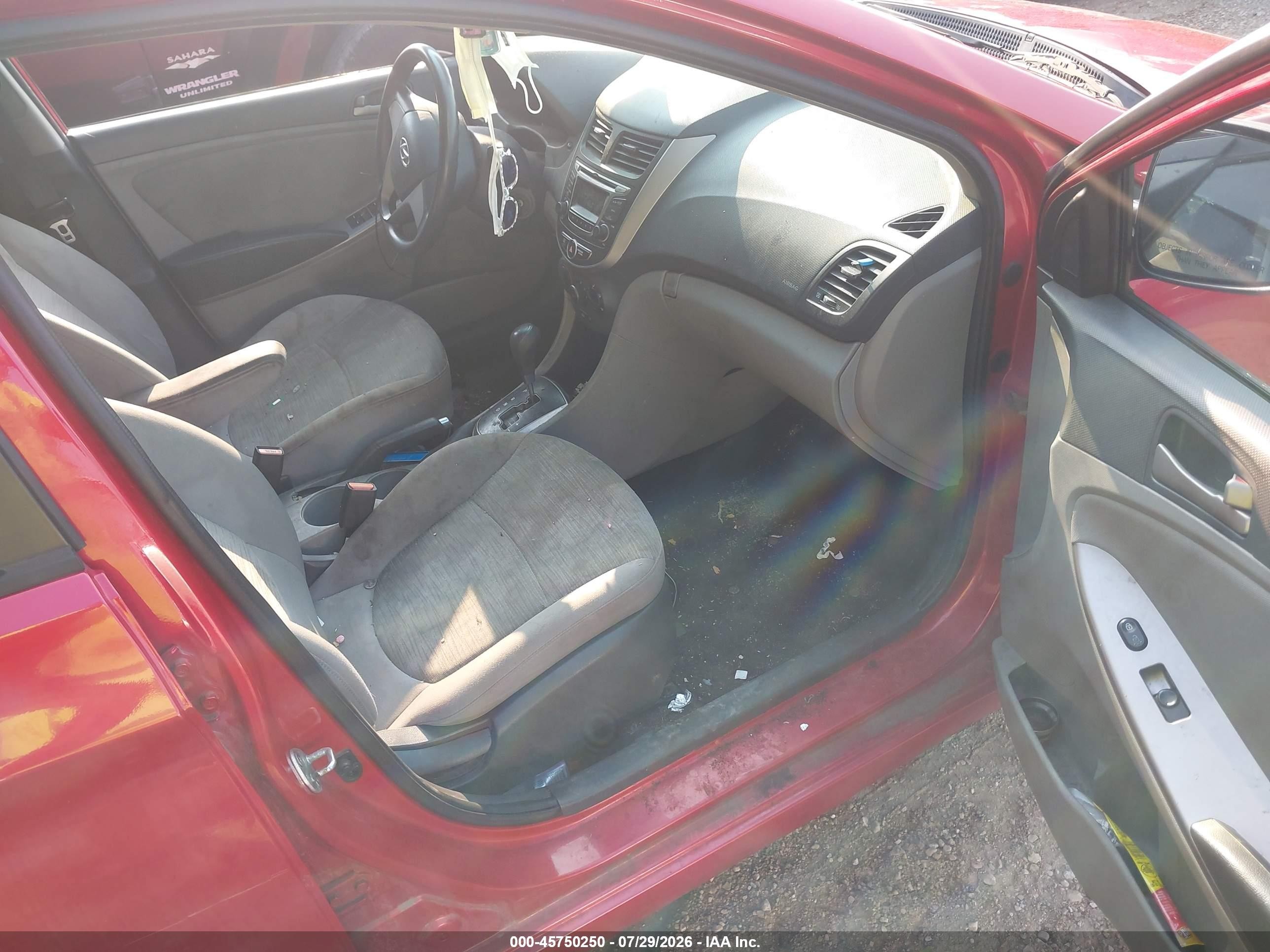 2015 Hyundai Accent Gls Red vin: KMHCT4AE7FU881637