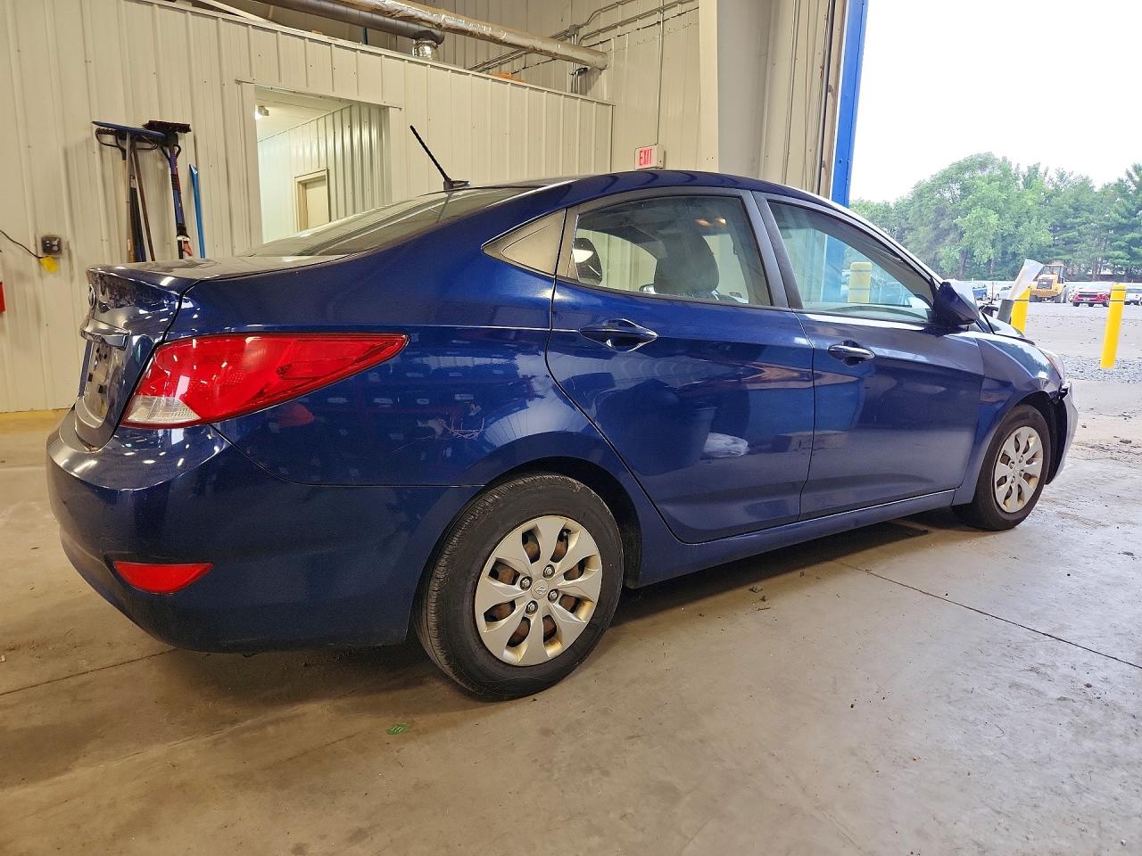 2015 Hyundai Accent Gls Синий vin: KMHCT4AE7FU892752