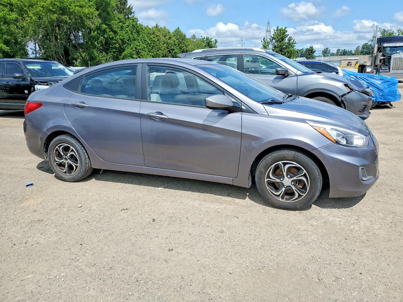 2015 Hyundai Accent Gls Gray vin: KMHCT4AE7FU938886