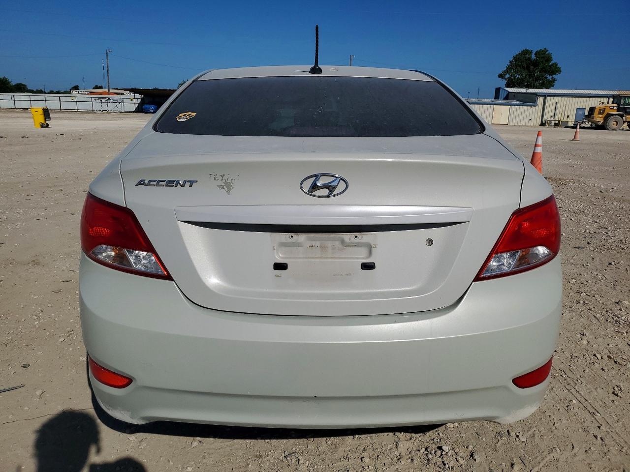 2016 Hyundai Accent Se Cream vin: KMHCT4AE7GU082328
